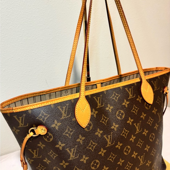 LOUIS VUITTON Neverfull Monogram MM **FIRM PRICE** - Picture 2 of 9